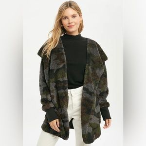 NWT CAMO TEDDY BEAR HOODIE